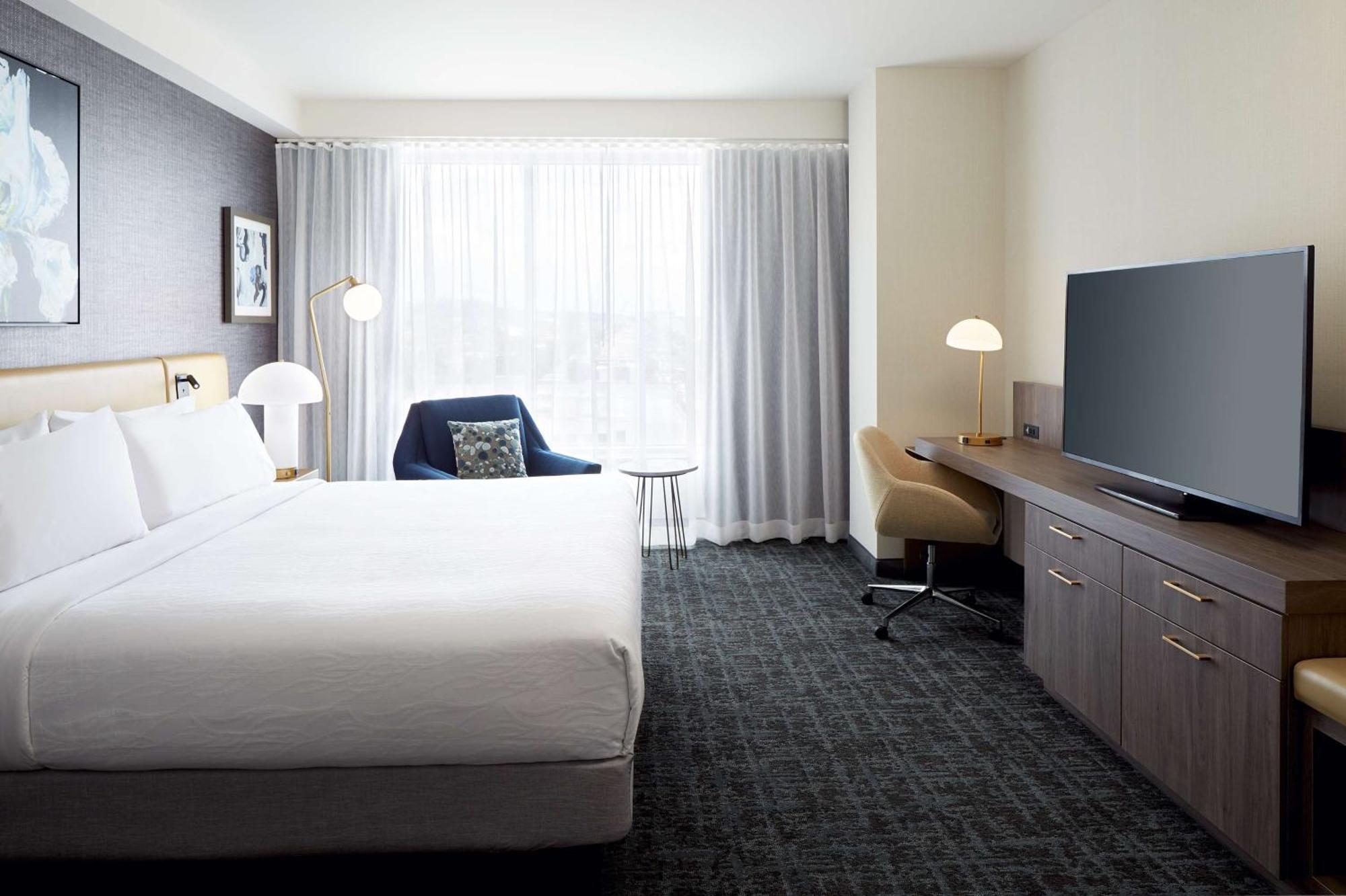 Hilton Garden Inn Montreal Midtown, Quebec, Canada Esterno foto